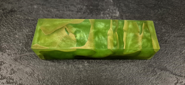 Green brass mesh stripes